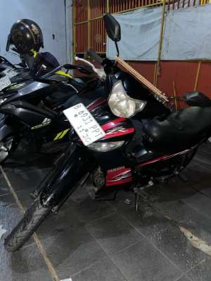 Jual bekas YAMAHA VEGA ZR 2010,lokasi di Jakarta Barat