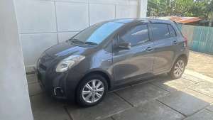 Jual bekas Yaris Matic 2013 Abu,lokasi di Banjarbaru Kota
