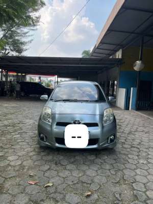 Jual bekas YARIS TYPE E 2012,lokasi di Jakarta Selatan